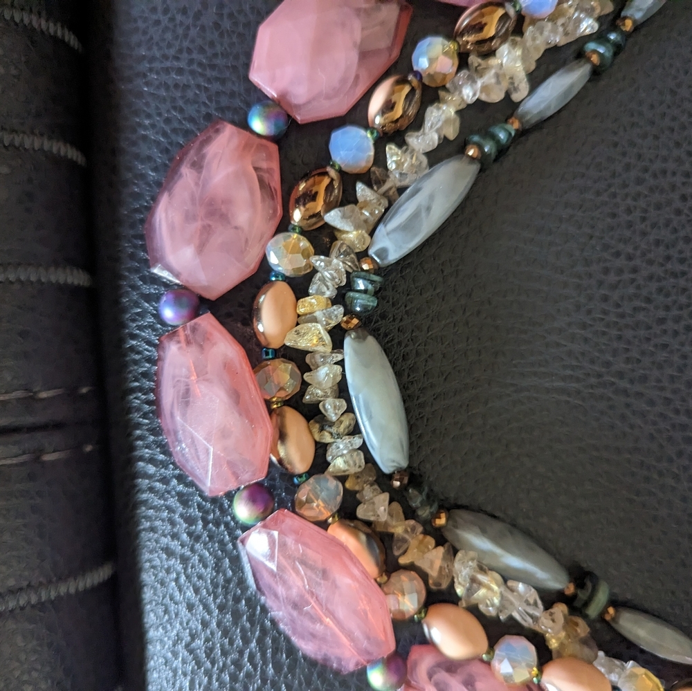 Chunky Beaded Layered Necklace - Picture 6 of 6